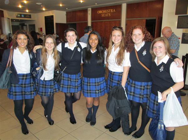 Holy Name of Mary College School